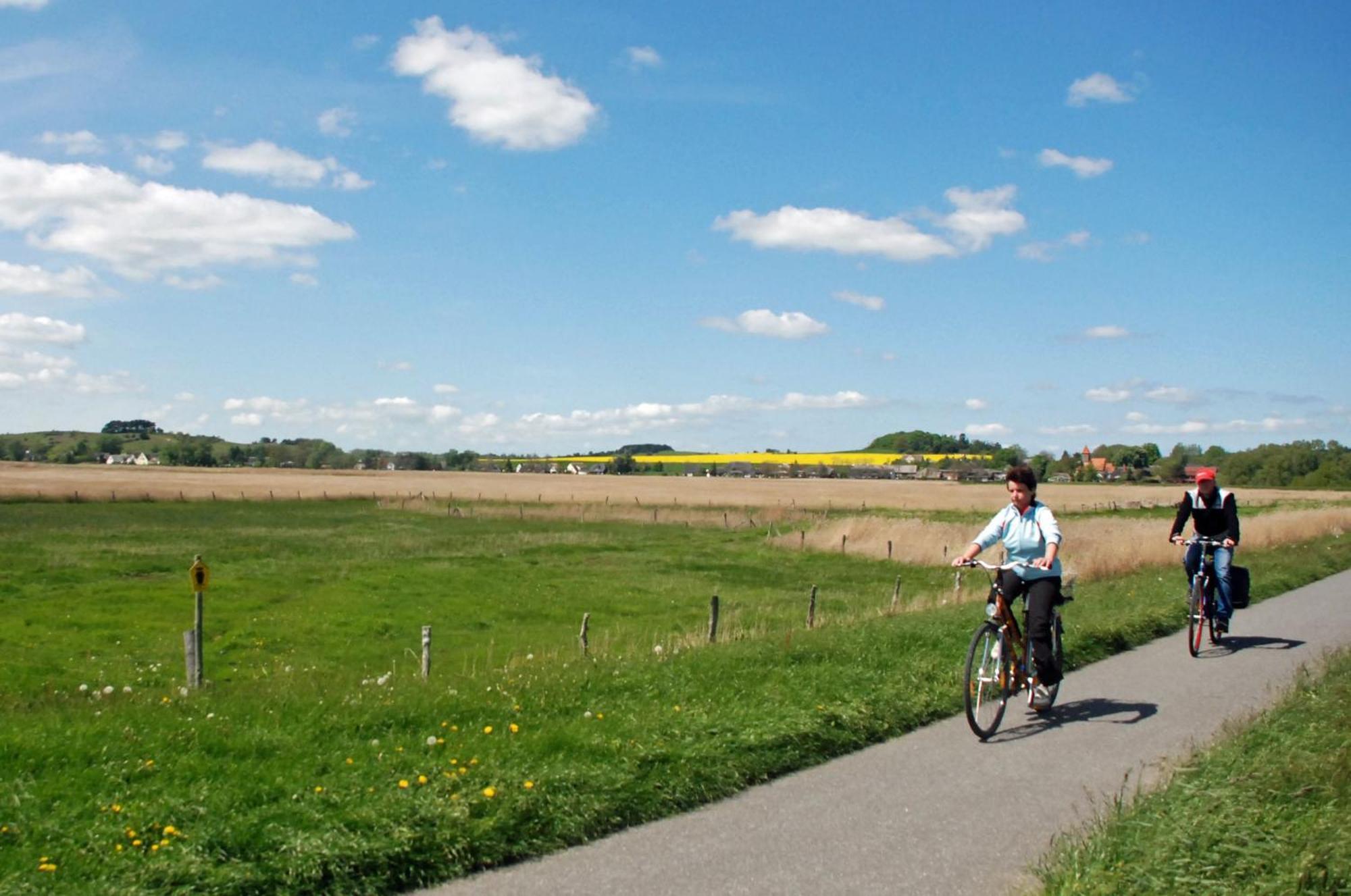 Ferienwohnungen In Baabe Beim Fischer Exterior photo